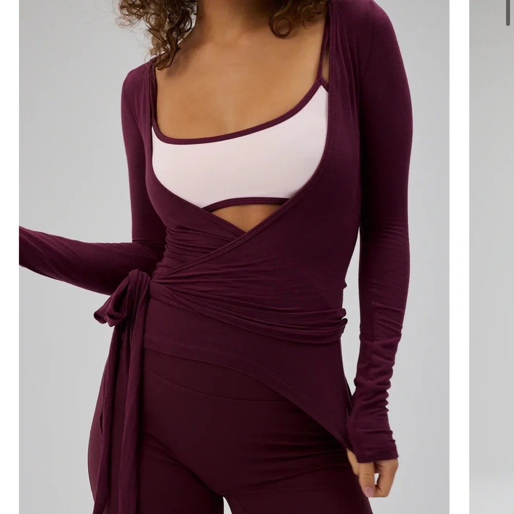 Exercere NEW Plum Ballet Wrap Top L - Picture 6 of 6